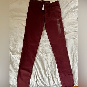 American Eagle Next Level Stretch Jeggings BRAND NEW Maroon SIZE 6 LONG